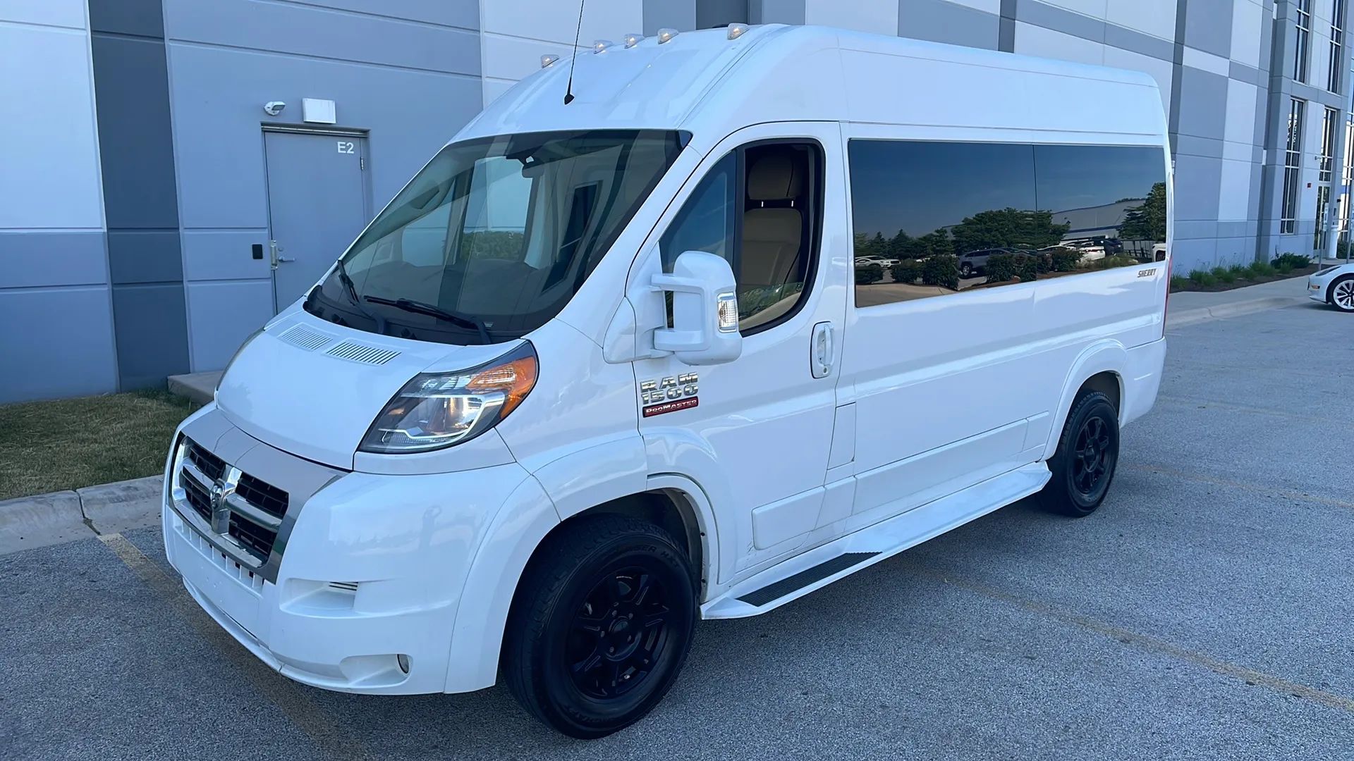 ram promaster cargo van 2018 3C6TRVBG3JE139906 image ram promaster cargo van 2018 3C6TRVBG3JE139906 image